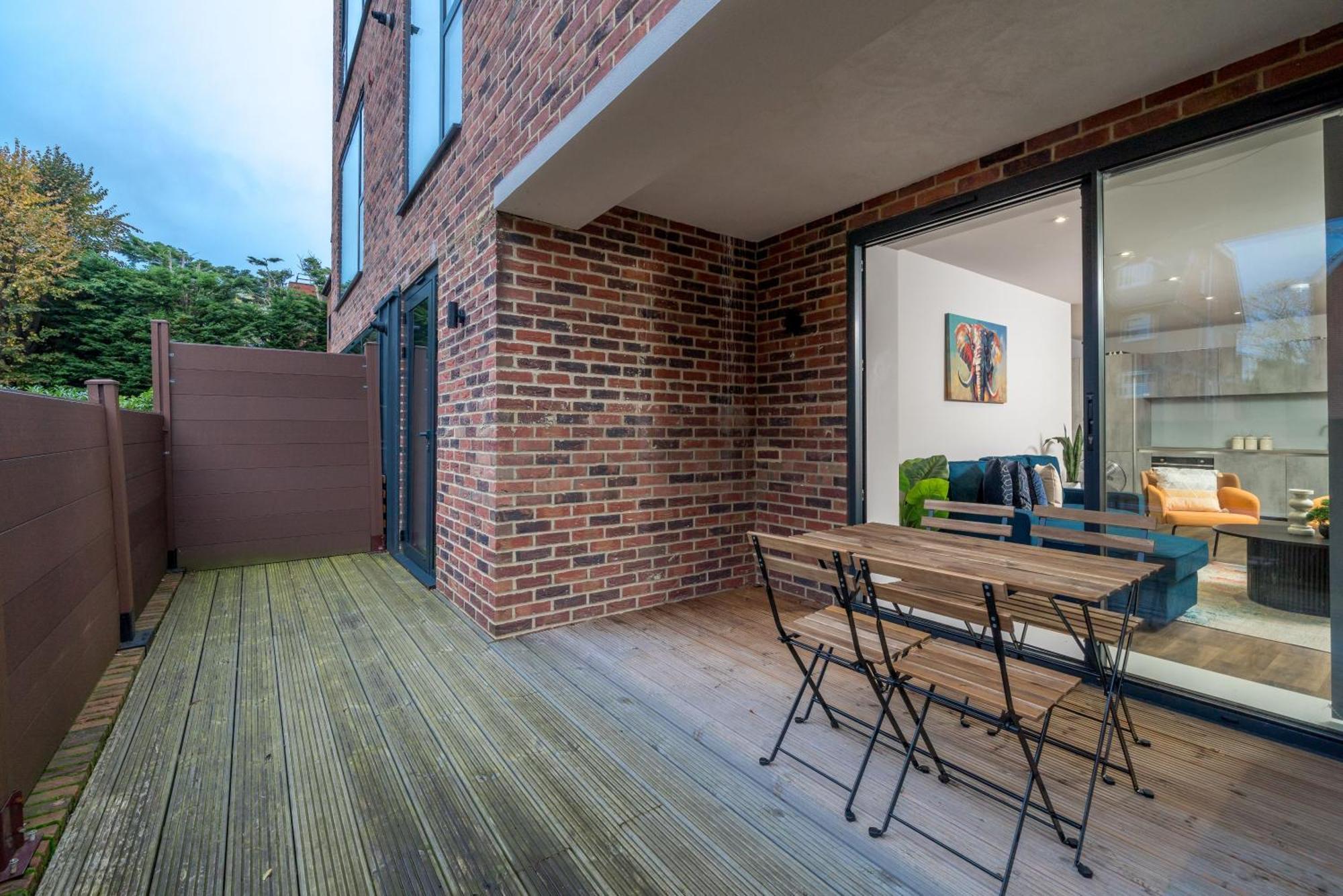 Boutique Lux London Apartments-Free Parking Totteridge エクステリア 写真