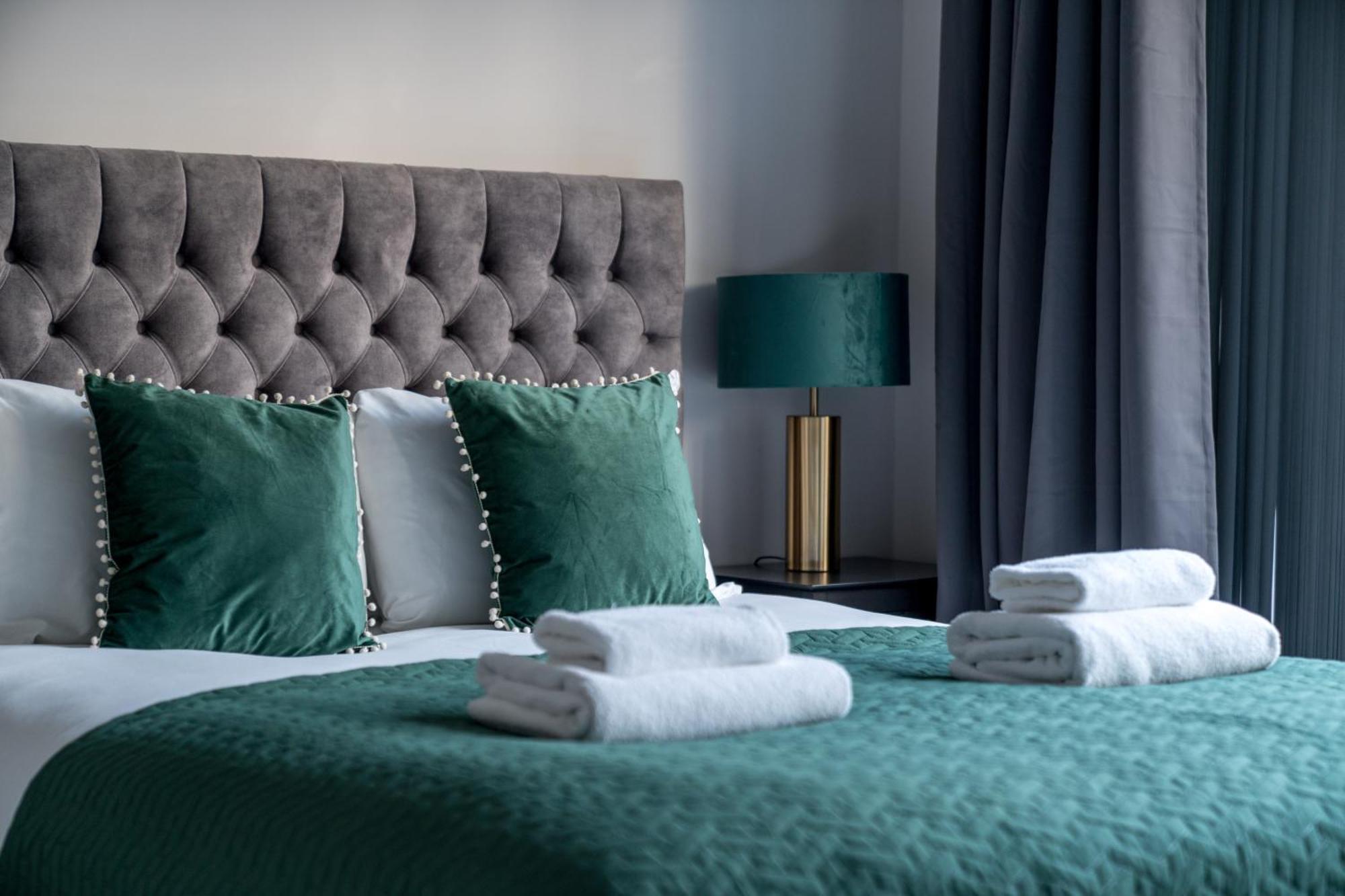 Boutique Lux London Apartments-Free Parking Totteridge エクステリア 写真