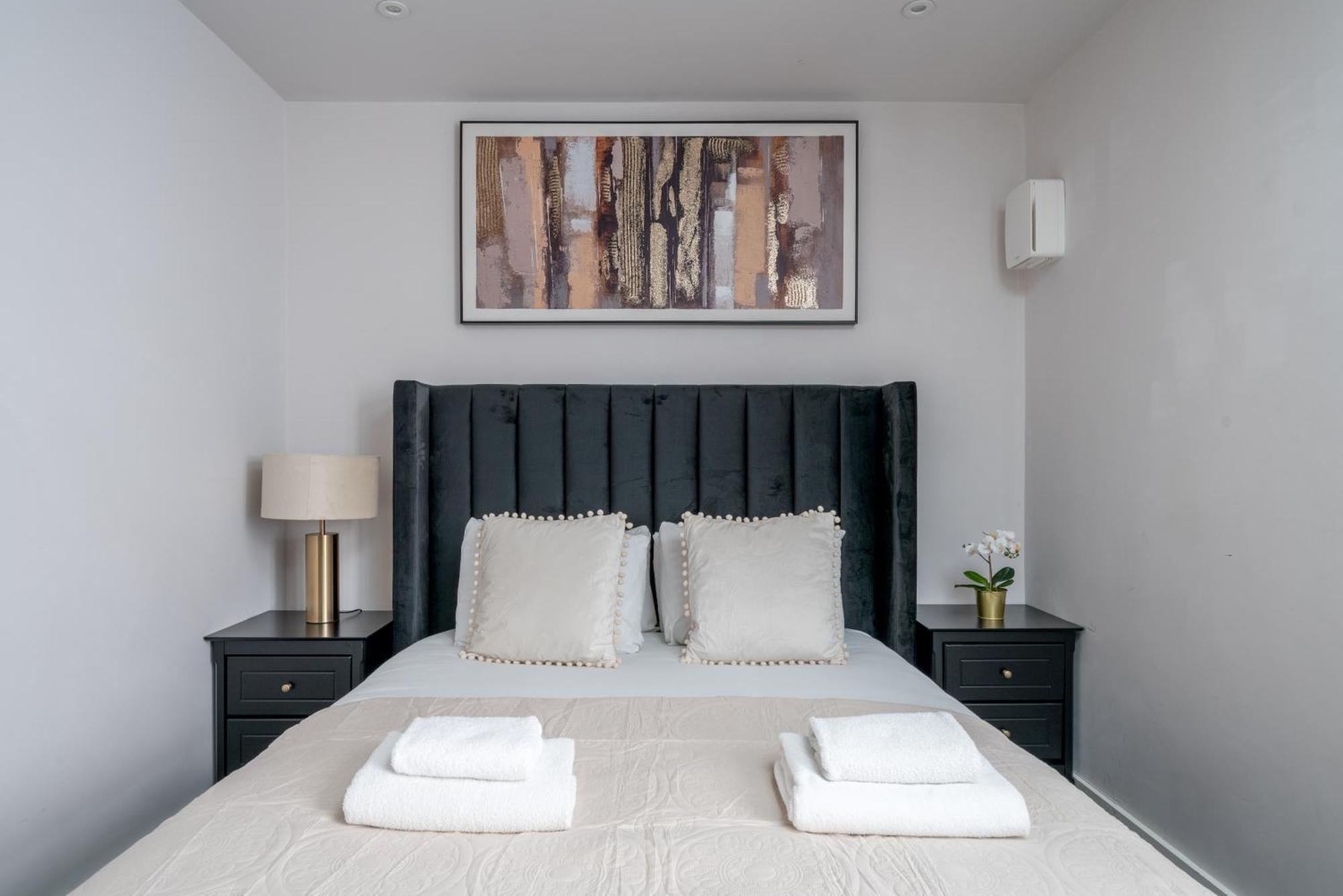 Boutique Lux London Apartments-Free Parking Totteridge エクステリア 写真